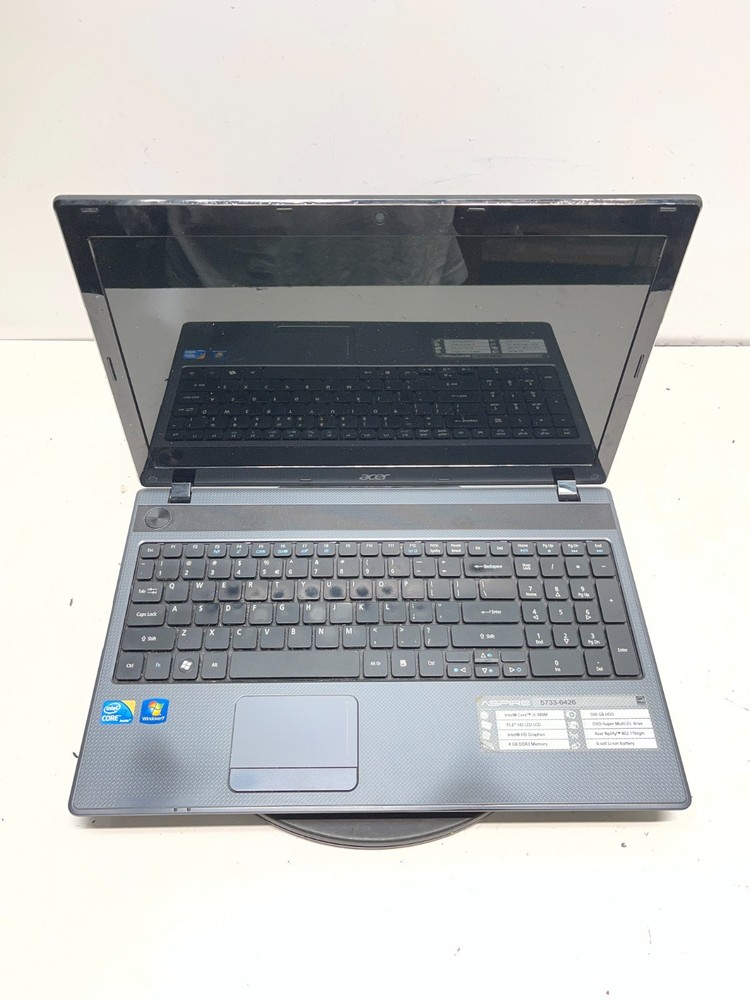 Acer Aspire 5733-6426 Intel Core i3-380M 4GB NO HDD