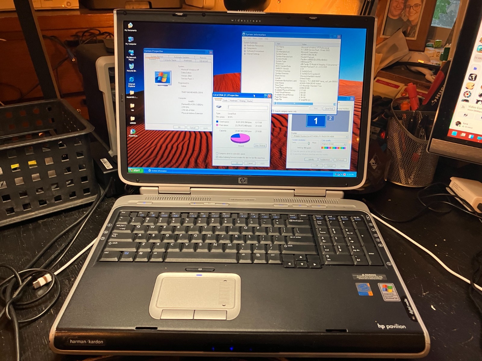 HP ZD8000 Vintage Gaming Laptop 17" Pent 3GHz 32GB SSD 2.5GB RAM ATI X600 Win XP gallery