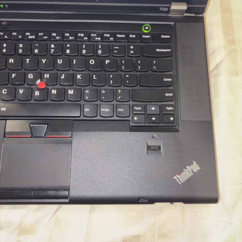 Lenovo ThinkPad T530 15.6" (500GB HDD, Intel Core i5-3320M, 2.60 GHz, 4GB) gallery