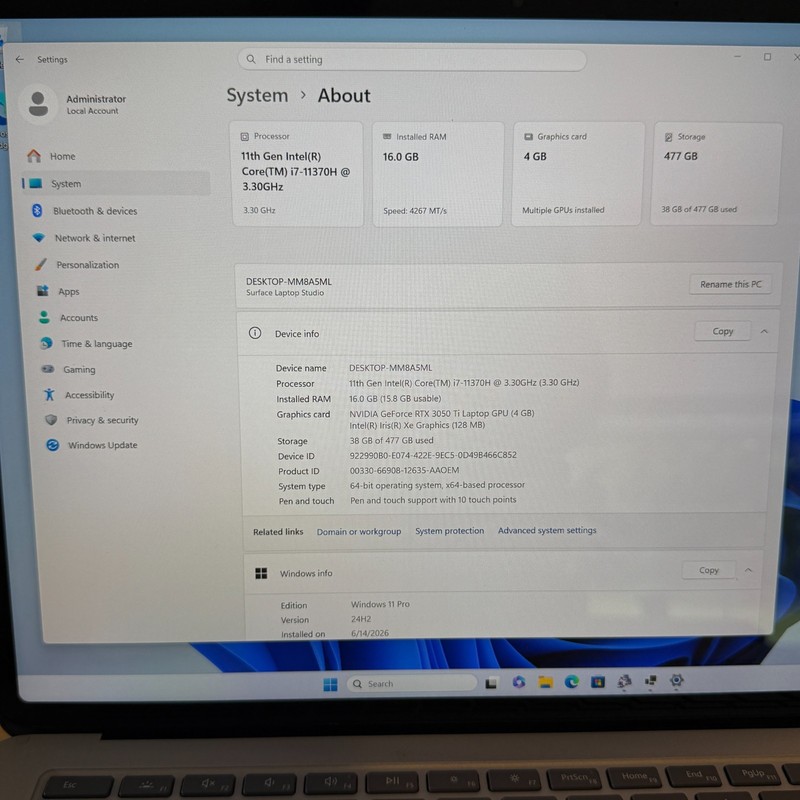 Microsoft Surface Laptop Studio 1964 14.4" i7-11370H RTX 3050 Ti 16GB RAM 512GB gallery