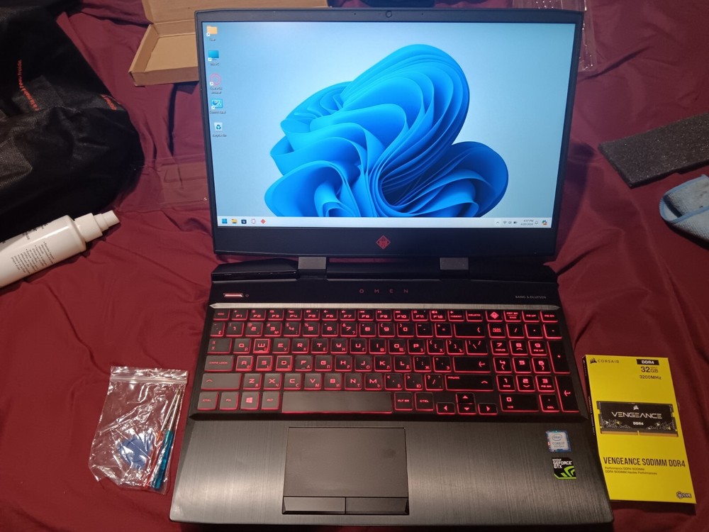 HP Omen 15 dc0xxx 32GB RAM @3200Mhz 512NvMe and 512SSD