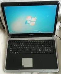 Advent 6651 F71IL1 F50IXX **2 LAPTOPS** Laptop 17.1″ 3GB 120GB Windows 7 Office