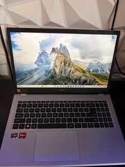 Acer Aspire 3 Slim Laptop | 15.6″ Full HD | AMD Ryzen 3 7320U Quad