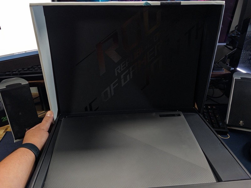 ROG Zephyrus G16 165Hz 16" Core i7-13620H RTX 4060 32GB RAM 512GB GU603VV gallery