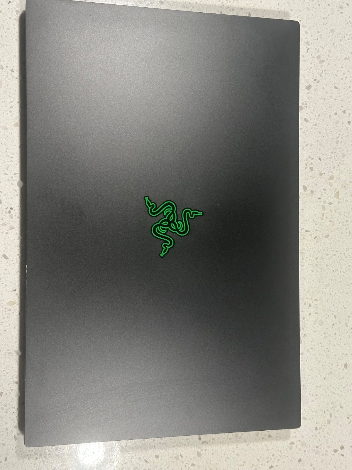 Razer Blade 15.6" (1.5TB M.2 , Intel Core i7 10th Gen., 2.60GHz, 32GB) Gaming... gallery