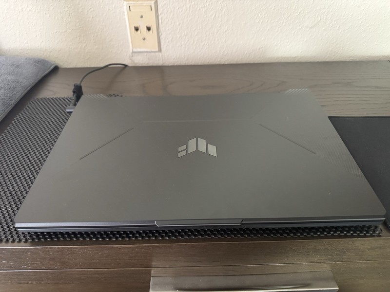ASUS TUF Gaming A17 17.3in Ryzen 7 7435HS 8GB 477GB RTX 2050 Win11 Black gallery