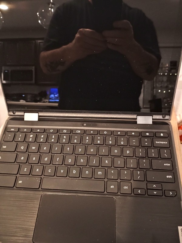 Lenovo 500e 2nd GEN Chromebook 11.6" 2-in-1 TouchScreen, N4120 8GB RAM, 64GB SSD gallery