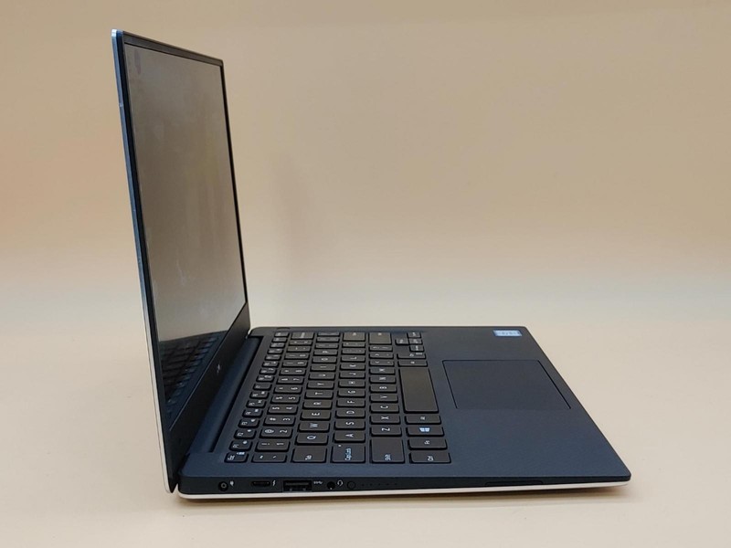 Dell XPS 13 9350 13.3" Intel i5-6200U✔4GB RAM✔128GB SSD✔Win11✔ *NO A/C* **READ** gallery