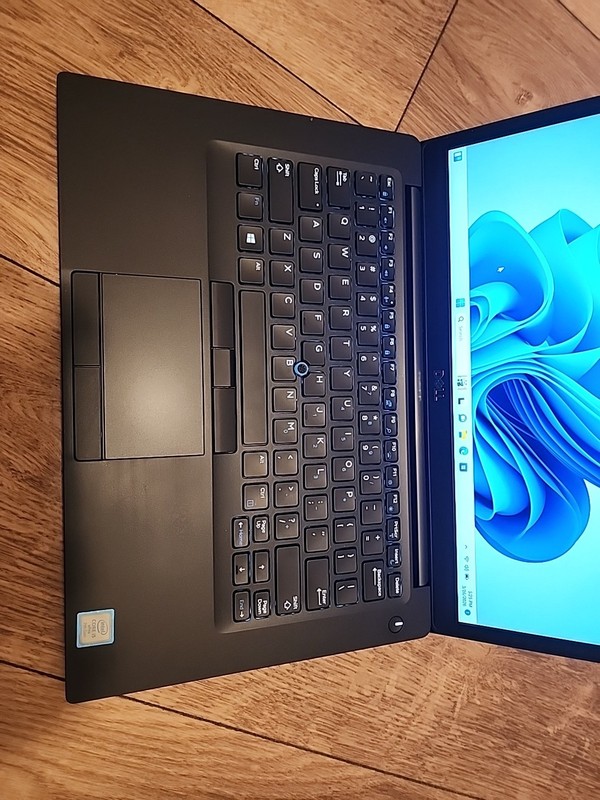 Dell Latitude 7490 Intel Core i5-7300U 16GB RAM - 256GB SSD Windows 11 gallery