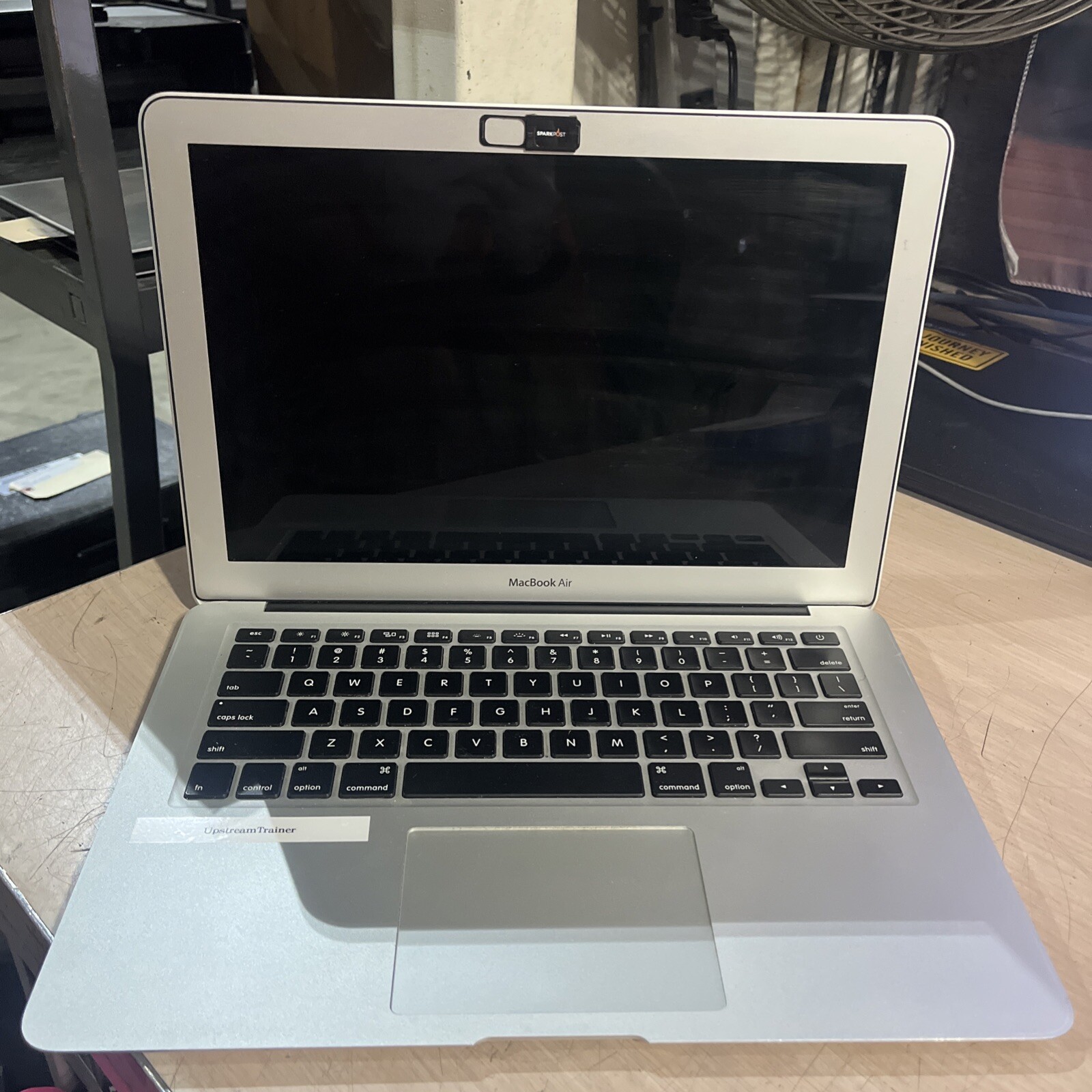 APPLE MACBOOK AIR 13" 2015 CORE I5-5250U 1.6GHZ 4GB RAM gallery