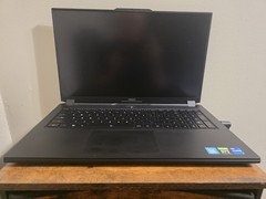 GIGABYTE AORUS XE4 17 17.3″ (1TB HDD, Intel Core i7 12th Gen., 4.70 GHz, 16GB