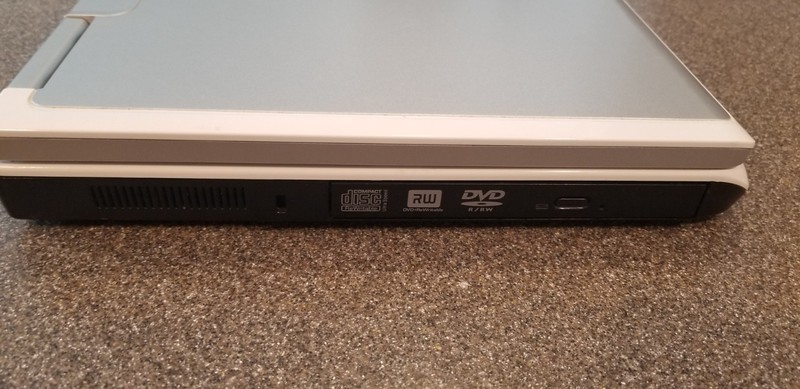 Dell Inspiron E1505 Laptop PP20L Intel Processor 15.4" Notebook Unit No HDD Read gallery