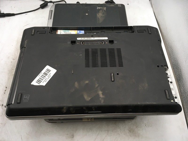 DELL LATITUDE E6330 - LOT OF 4 - BOOTS TO BIOS - INTEL CORE I5 - 4GB RAM-READ-BB gallery