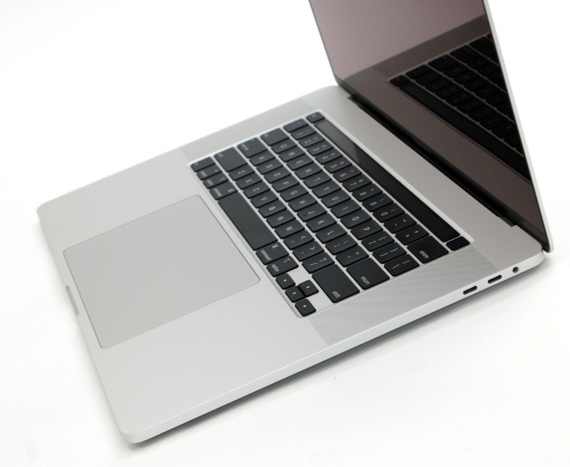 Apple MacBook Pro A2141 16" i7-9750H 2.6GHz 16GB/512GB Radeon Pro 5300M 4GB gallery