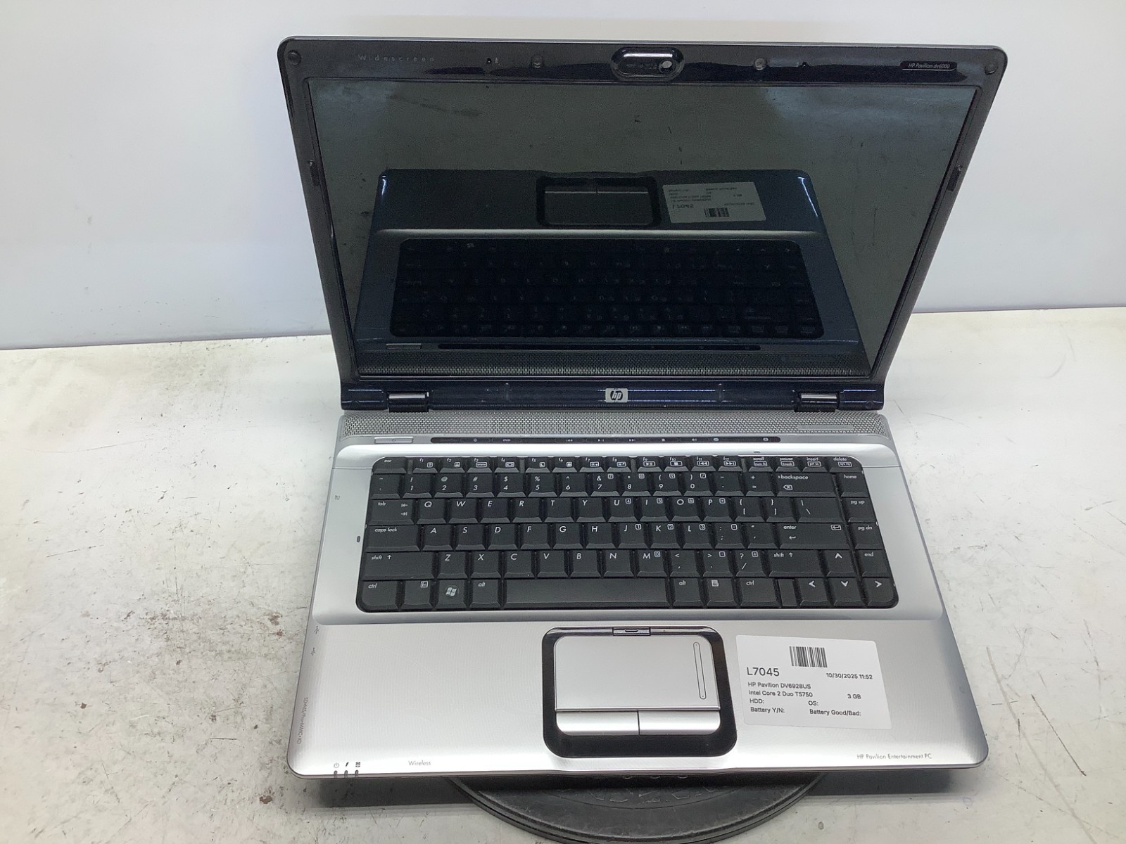 HP Pavilion DV6928US Intel Core 2 Duo T5750 2000MHz 3 GB NO HDD gallery