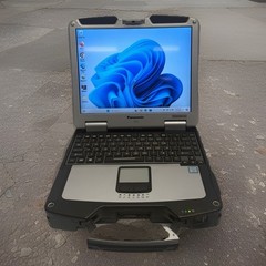 Panasonic Toughbook CF-31 MK6 i7-7600U Touch 16GB 256 SSD Win11pro 4G/DVD -Clean
