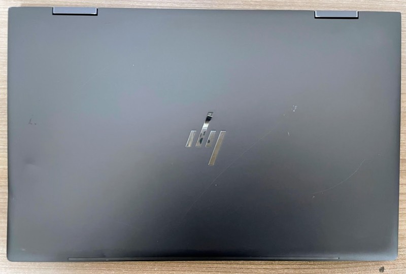 HP ENVY x360 2-1 Touch 15.6 W11H AMD Radeon AMD Ryzen 5 2.4Ghz 8gb RAM 256gb SSD gallery
