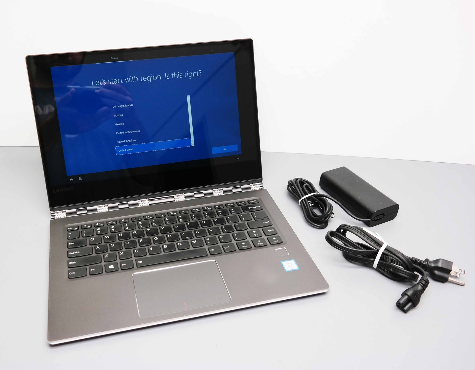 Lenovo Yoga 910-13IKB 14" Core i7-7500U 8GB 256GB SSD gallery