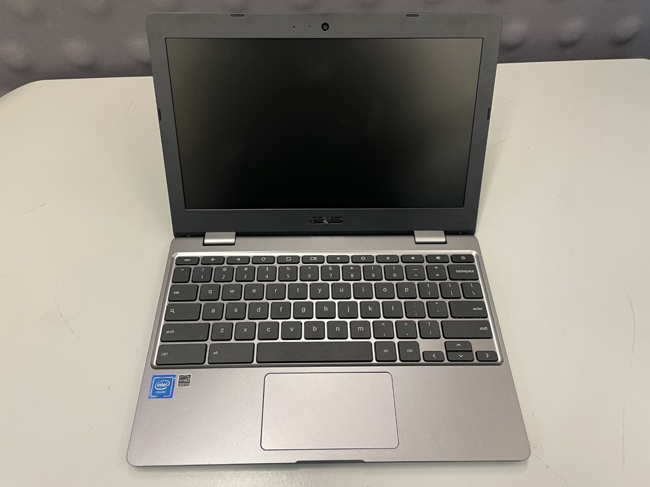 ASUS 3350 11.6" ChromeBook Celeron N3350 4GB 16GB eMMC Chrome OS CX22NA-BCLN4 gallery