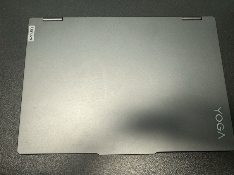 Lenovo Yoga 7i 2-in-1 16IML9 16" Core Ultra 7 155U 1.7GHz 16GB RAM 1TB SSD gallery