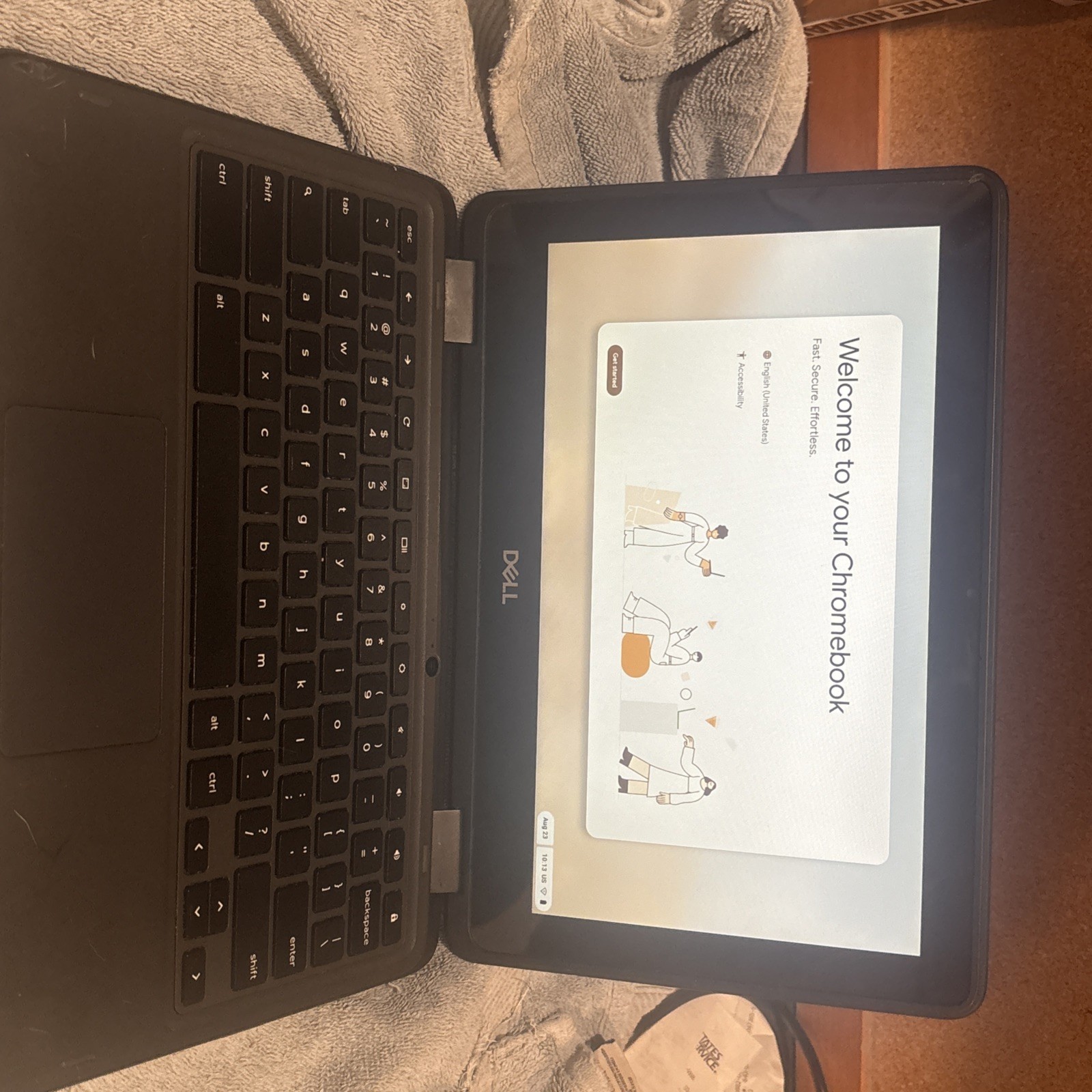 Dell Chromebook 5190 2-in-1 11.6” Touchscreen Laptop 4GB RAM 32GB SSD read gallery