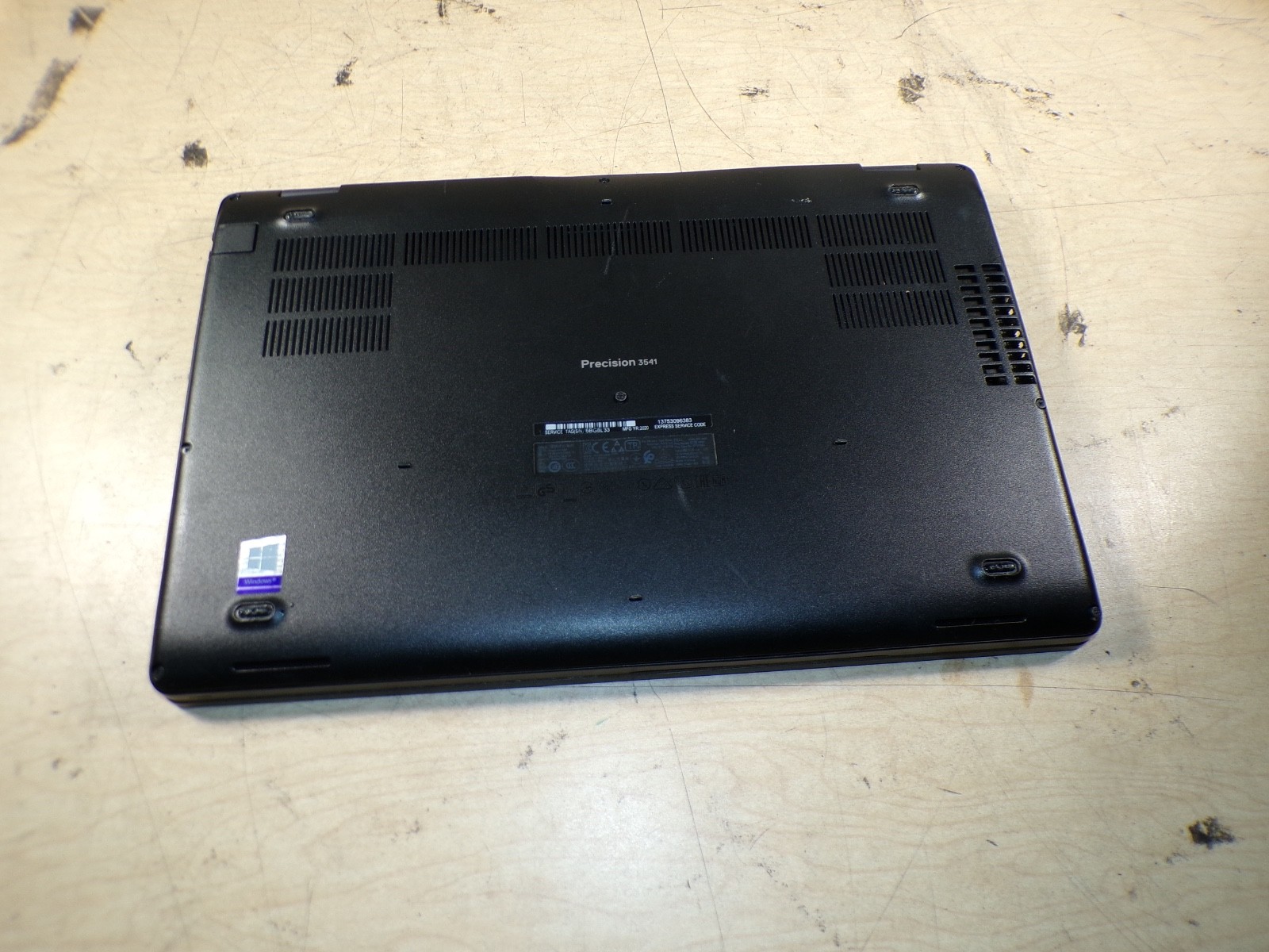 DELL PRECISION 3541 INTEL CORE I5-9400H 2.50GHZ 16GB RAM **NO HD/ NO CADDIE gallery