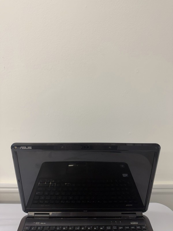 Asus K60I Laptop - Good Screen - Intel Pentium T4400 - RAM 4GB - Read Desc gallery