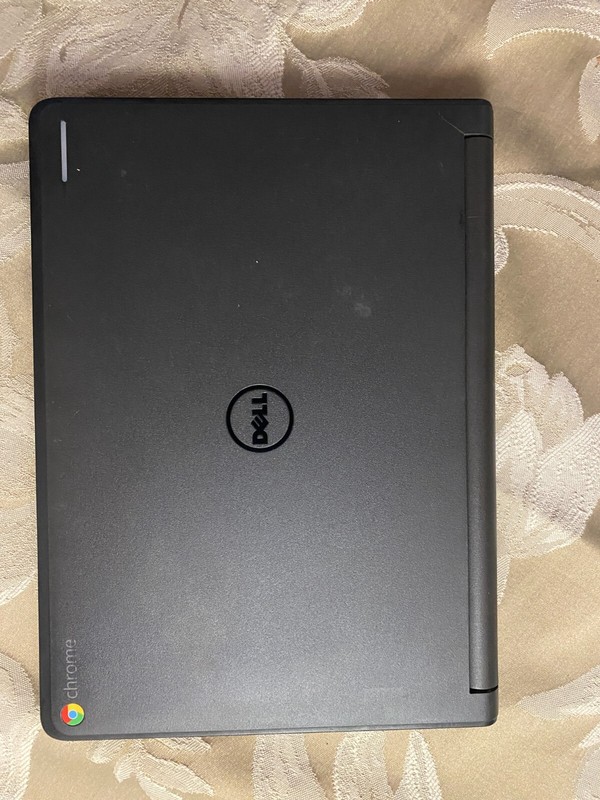Dell Chromebook (P22T) 2 GB gallery