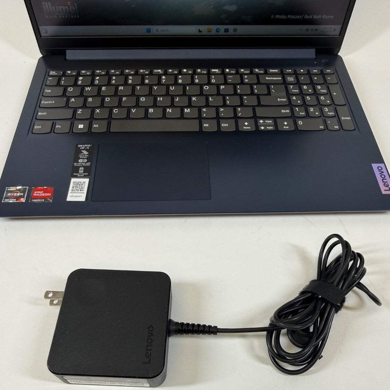 Lenovo IdeaPad 1 15AMN7 15.6" Ryzen 5 7520U 2.8GHz 8GB RAM 256GB gallery