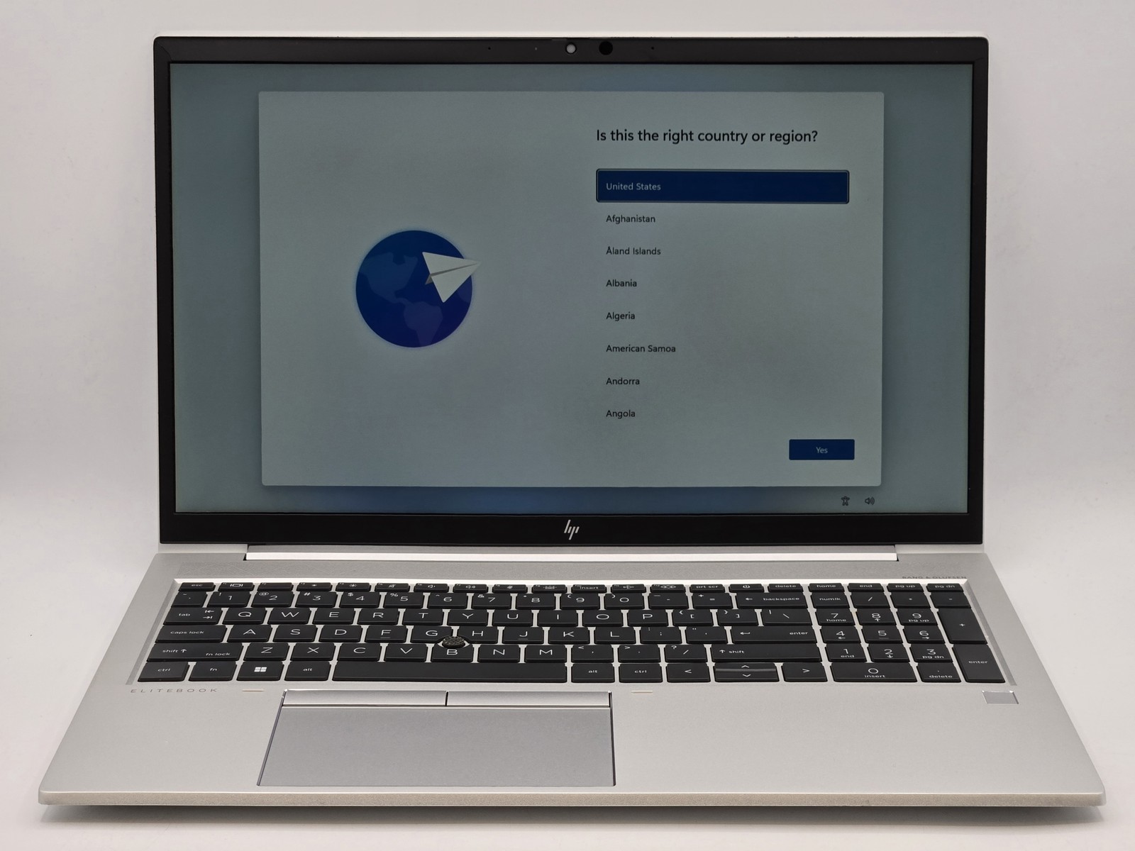 HP EliteBook 855 G8 15" FHD Touch RYZEN 7 PRO 5850U 512GB SSD 16GB W11P IRCam gallery