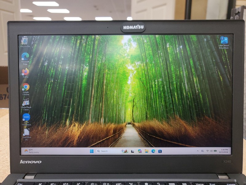 Lenovo ThinkPad X240 12" i5-4300u 1.9GHz 8GB 256GB SSD Win11 Laptop 081326-2 gallery