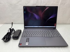 Lenovo IdeaPad Slim 3x Snapdragon X 2.90ghz 16gb Ram 256gb SSD 15.6″ Touch