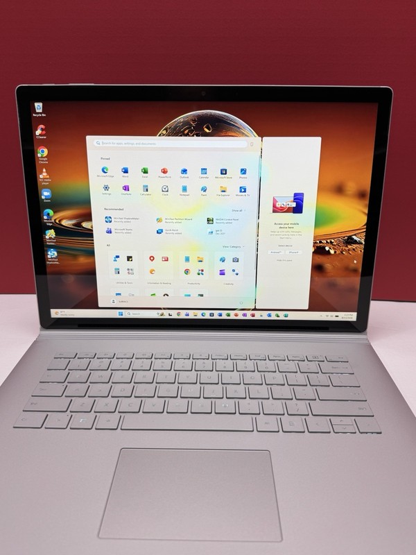 Microsoft Surface Book 3 15.5” 10th i7- 1.30GHz 16GB 256GB Windows 11pro gallery