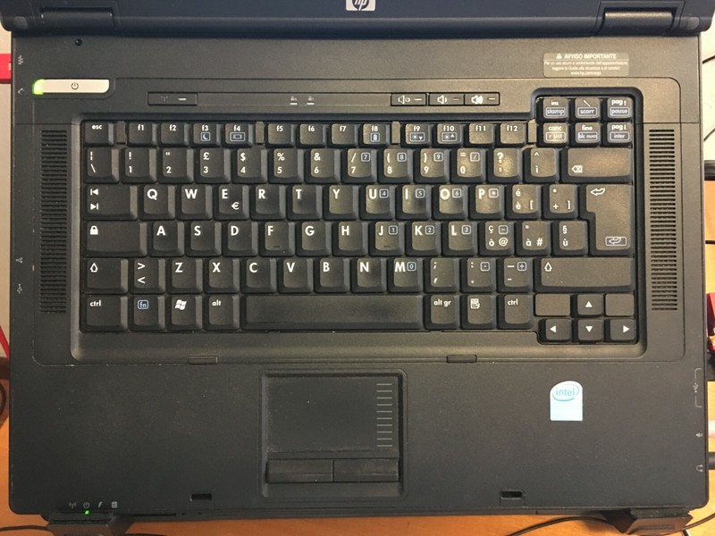 Notebook Compaq nx7300 15.6" Intel Celeron 1,73 Ghz RAM 3 GB - HD 250 GB gallery