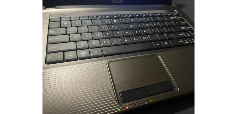 ASUS X44H Intel Celeron B815 1.60GHz RAM: 2GB DDR3 Storage: 320GB gallery