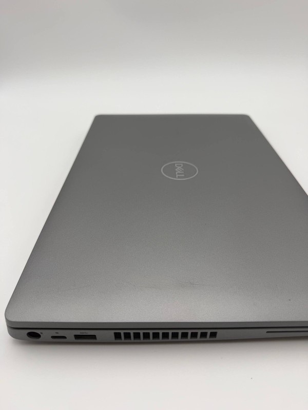Dell Latitude 5510 15.6" FullHD Intel Core i5-10210 16GB 256GB SSD Win11pro gallery