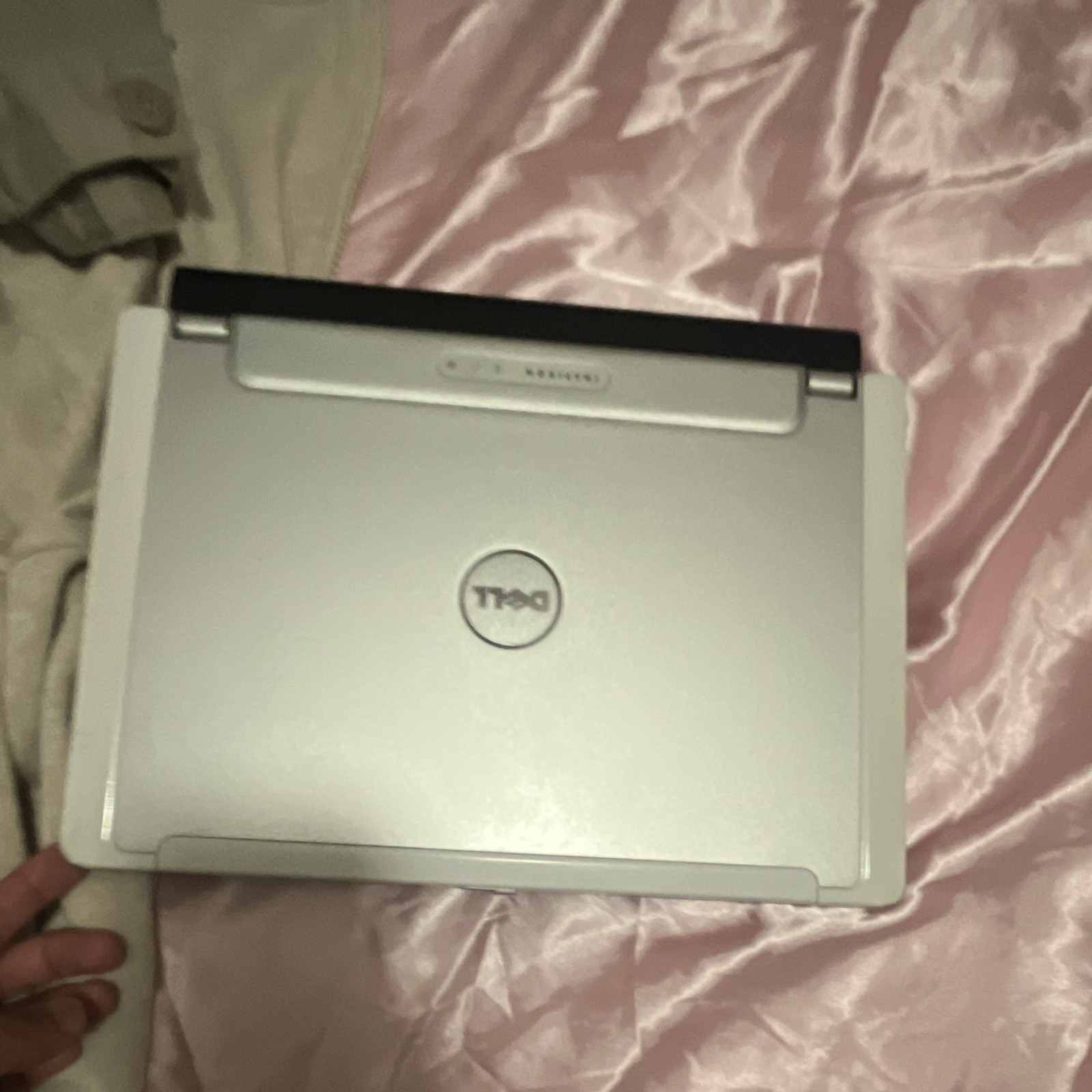 Dell Latitude D610 14.1in Silver Pentium M 1.60GHz 1GB RAM 40GB HDD Webcam gallery