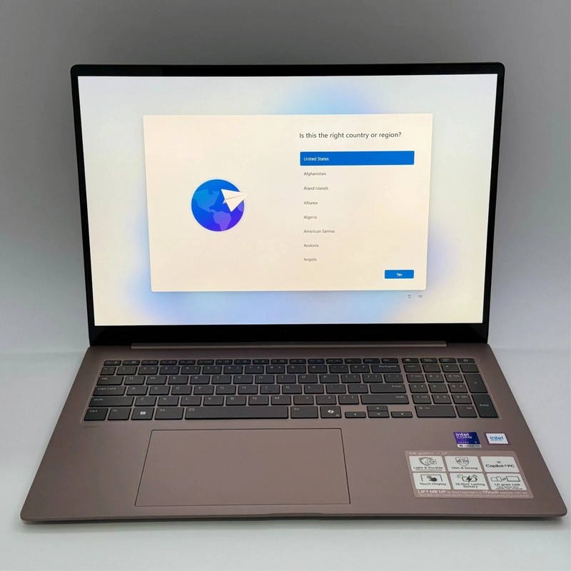 LG gram Max 17" Touch Laptop Intel Core Ultra 7 355 32GB RAM 1TB Matte Bronze gallery