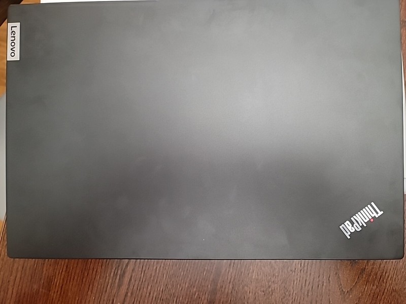 Lenovo ThinkPad E15 , AMD Radeon Ryzen 5 4500U, 16GB RAM, 1000GB SSD gallery