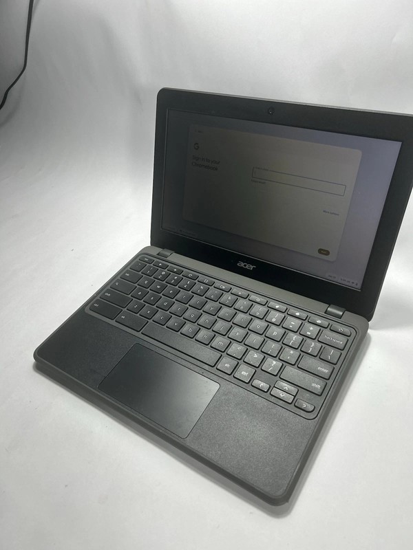 Acer Chromebook C732T 11.6" Celeron N3350 4GB 32GB Touch ChromeOS Grade B gallery