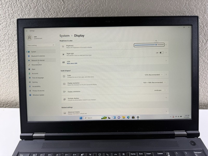 LENOVO THINKPAD P15 GEN 1 | CORE I7-10850H 512GB 16GB RAM WIN 11 NVIDIA T1000 gallery
