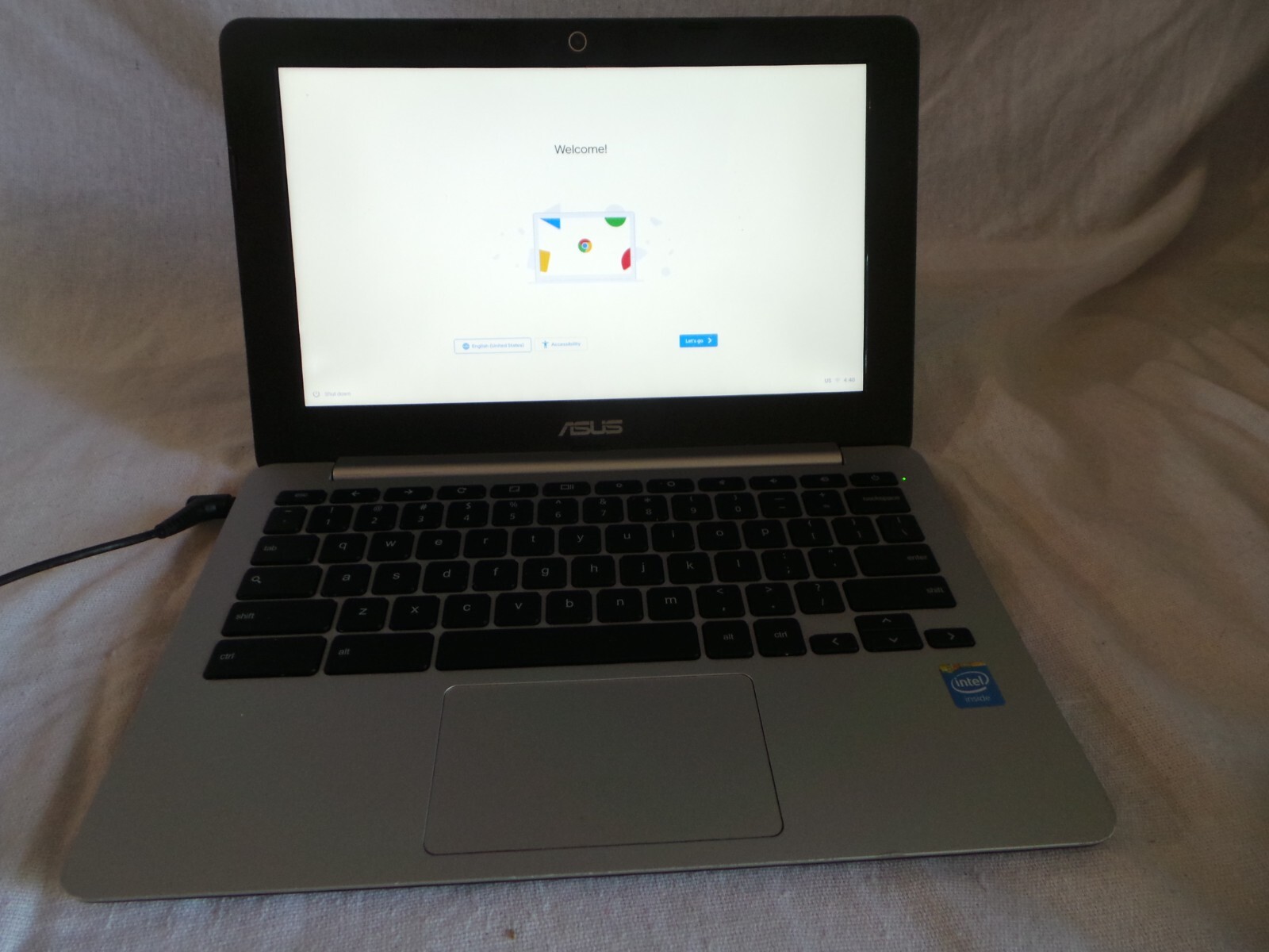 Asus Chromebook c300m 16GB, Intel Celeron, 2.16GHz, 2GB laptop gallery