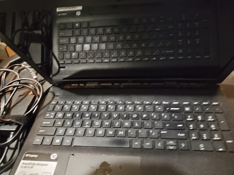 Large HP Laptop computer Model 15-db0011dx WORKING With Charger, Complete Pc gallery