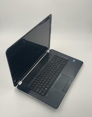 HP Pavilion 17-E117DX 8 GB RAM, 650 GB HDD, CORE I3