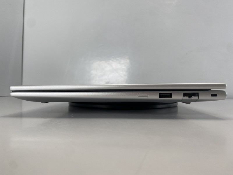 HP Laptop Probook 4 G1I 14 AI 14" AMD Ryzen 7 250 512GB- Silver gallery