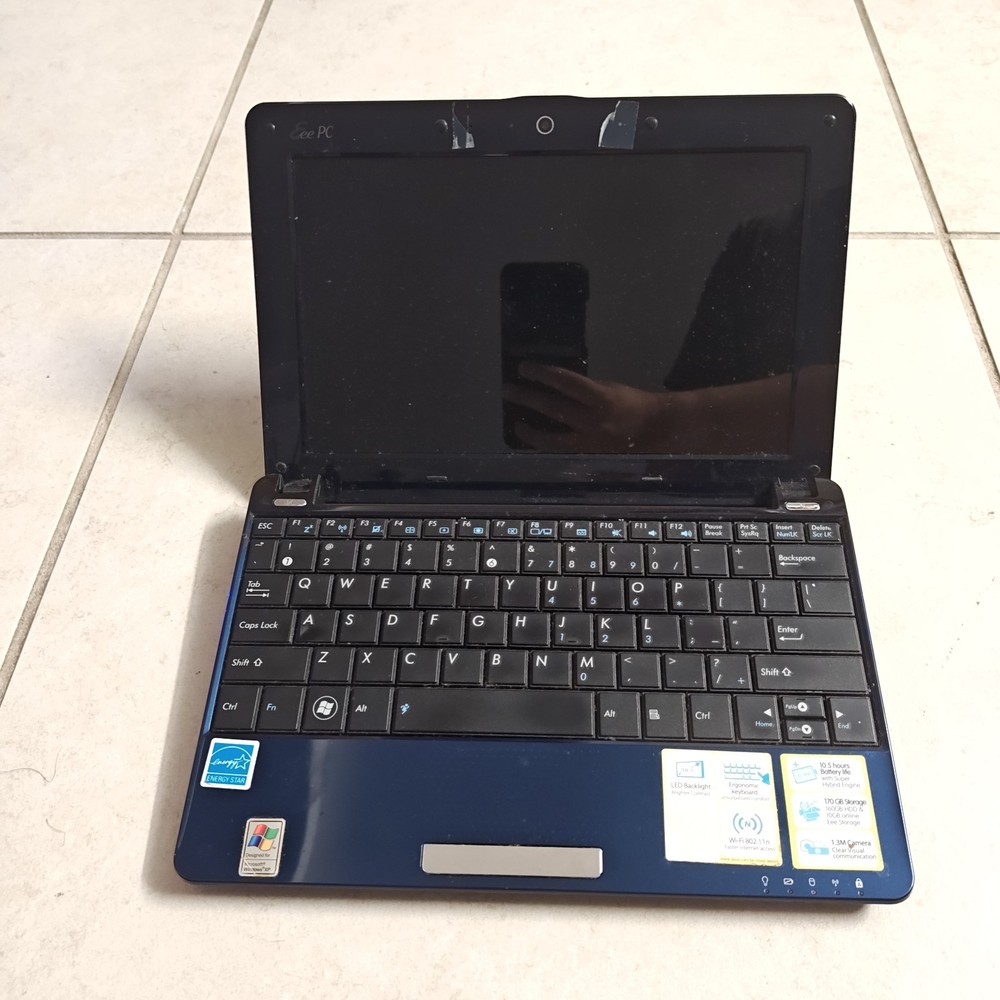 ASUS Eee PC 1005HA 10.1" Windows Netbook - UNTESTED #3897