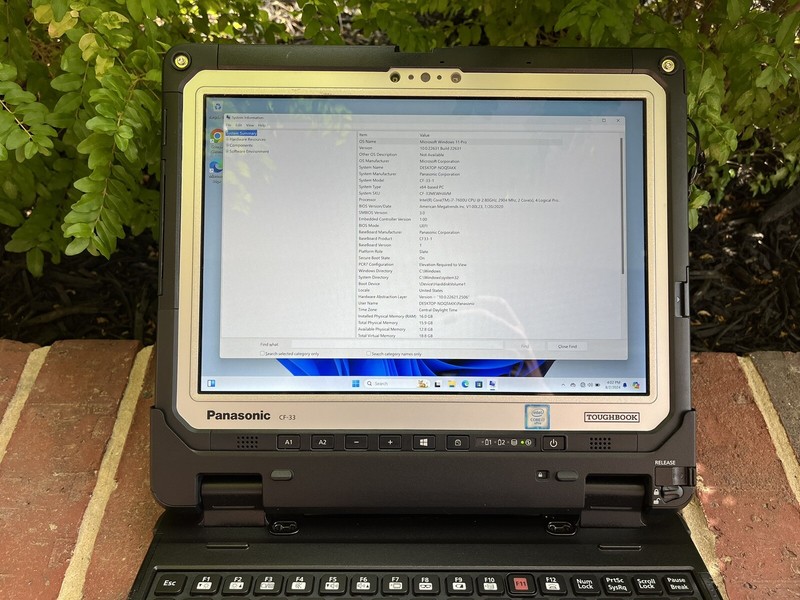 Panasonic Toughbook CF-33 2.80GHz Win 11 Core i7-7600U 16GB RAM 2TB SSD 1170Hr gallery