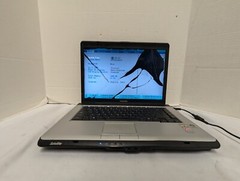 Toshiba Satellite A215-S5848 15″ laptop AMD Turion X2 2gb ram no hdd