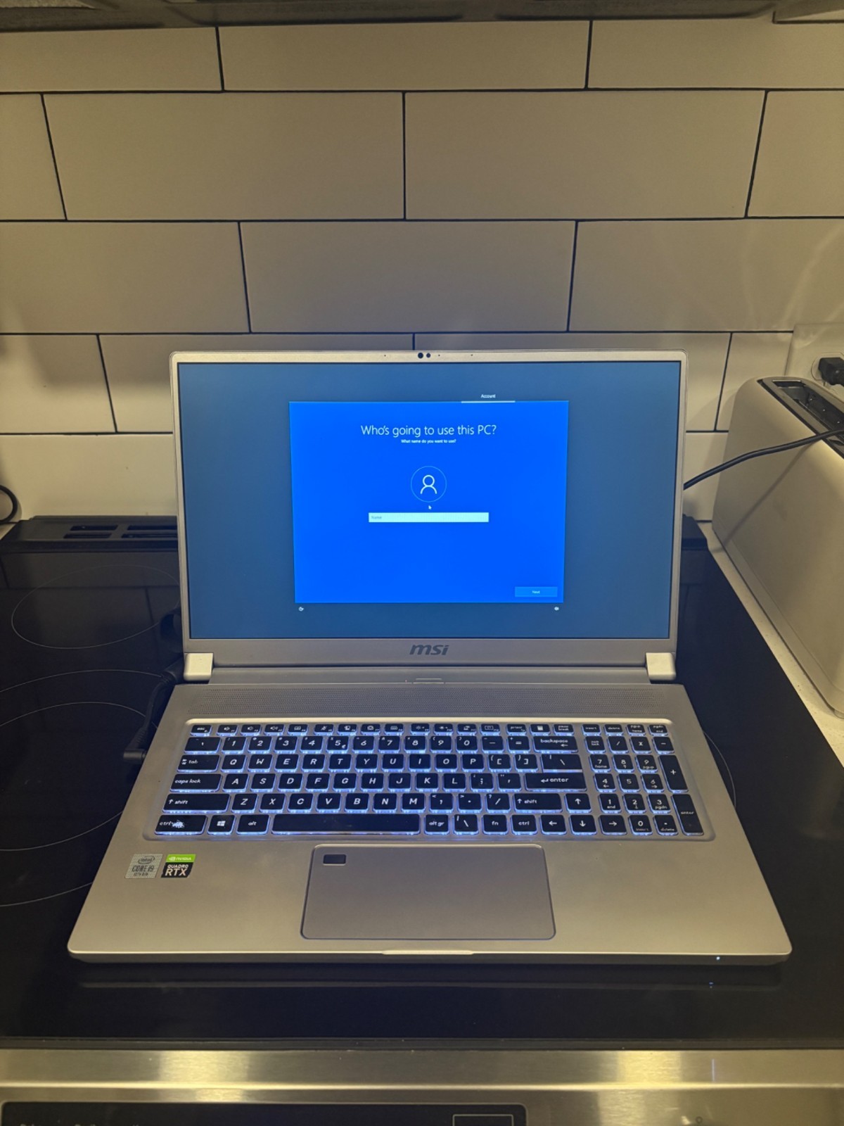 MSI WS75 10TM Workstation Laptop – i9 / Quadro RTX 5000 / 64GB / 1TB SSD gallery