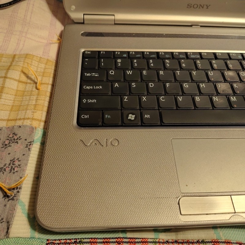Sony VAIO Model PCG-7Z2L Silver 15.4" Notebook Laptop – Powers On **READ DESC* gallery